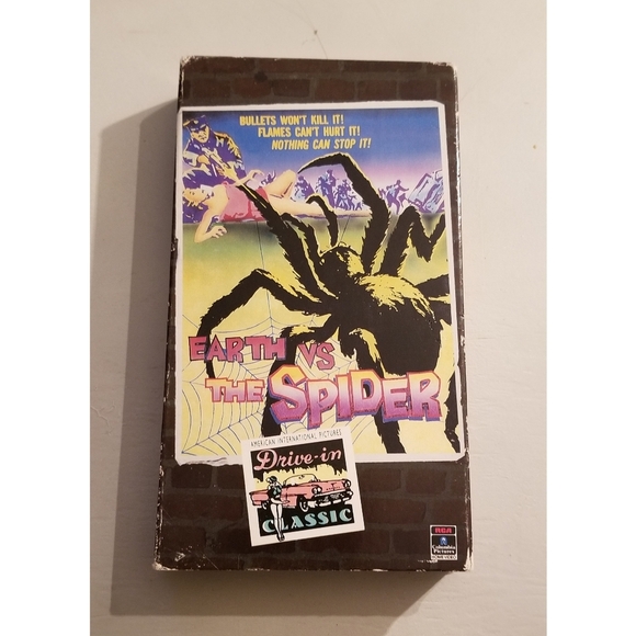 Earth VS The Spider VHS - Picture 1 of 3